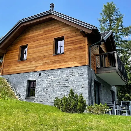 Tomtegl-bergchalet-no-6-mit-privatsauna-infinitypool-kamin-fitnessraum-1500m-seehoehe Holiday home